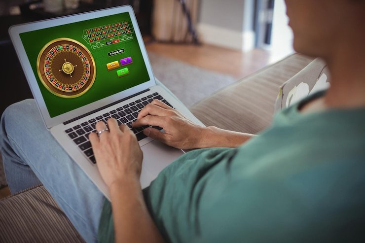 phcash platform overview showing sports and casino options for Filipino players
